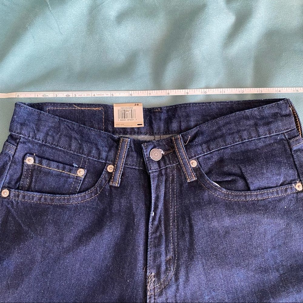 Levi’s 511 Slim Short - Picture 4 of 9